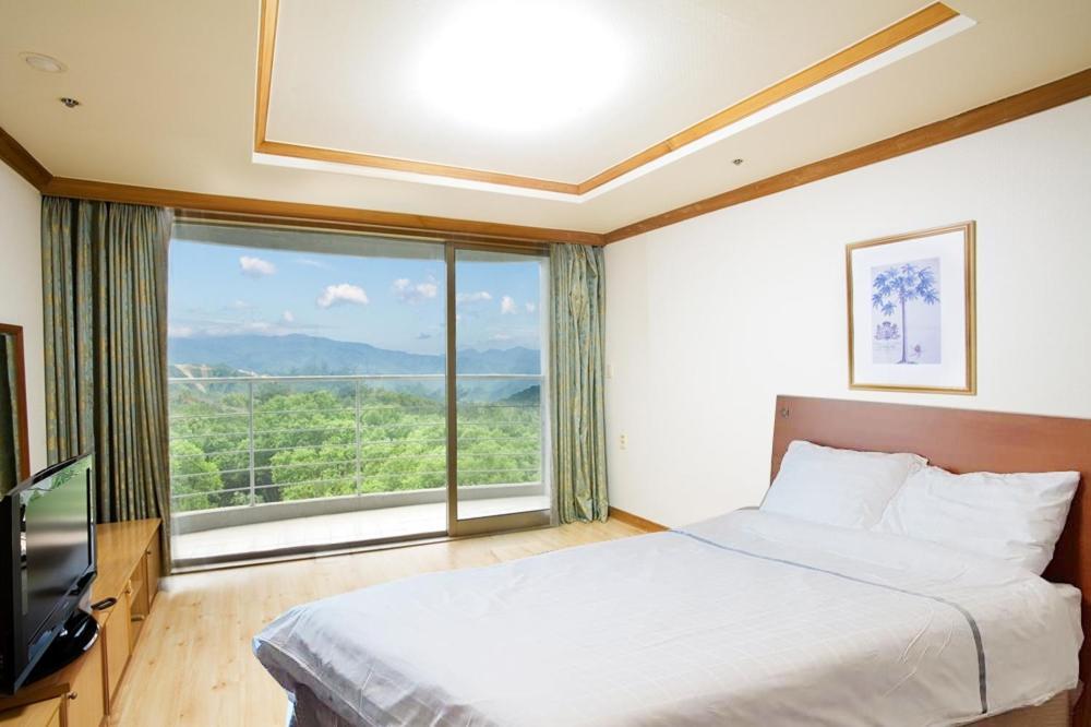 Wellihilli Park Resort Hoengseong Esterno foto