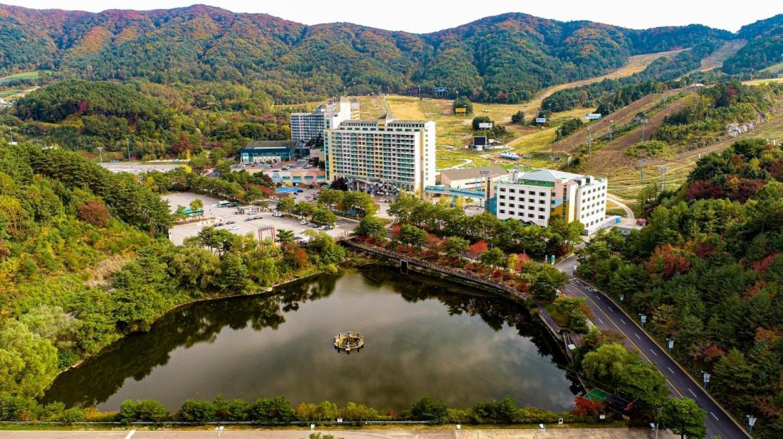 Wellihilli Park Resort Hoengseong Esterno foto