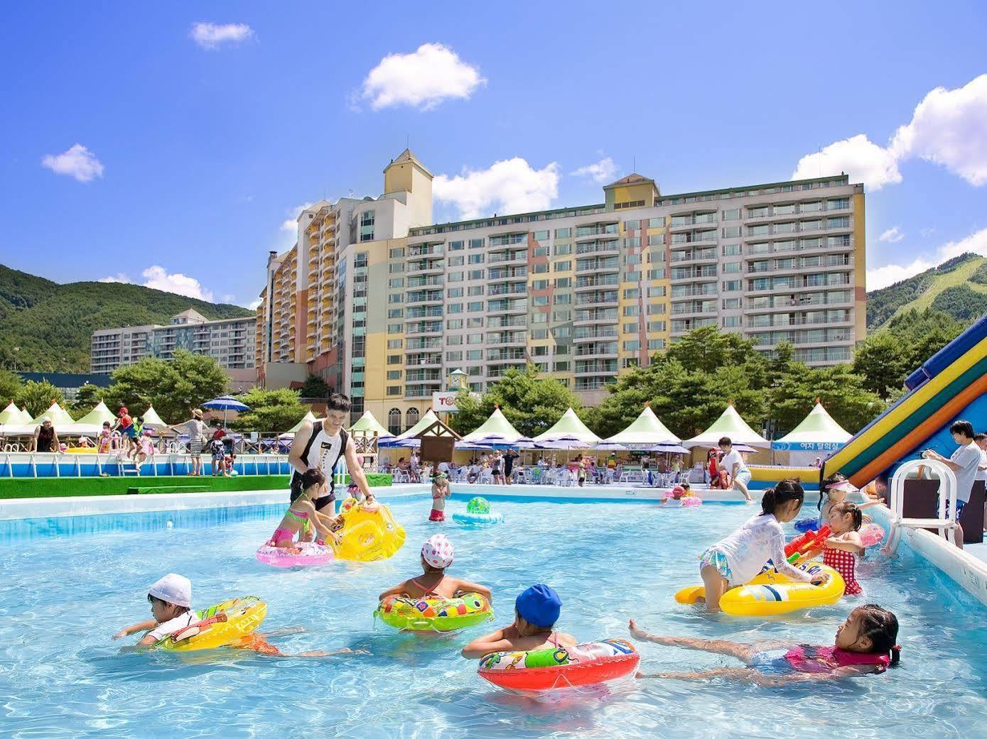 Wellihilli Park Resort Hoengseong Esterno foto